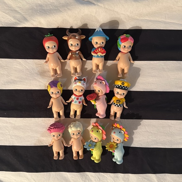 12 Lot of Sonny Angels - Picture 2 of 2